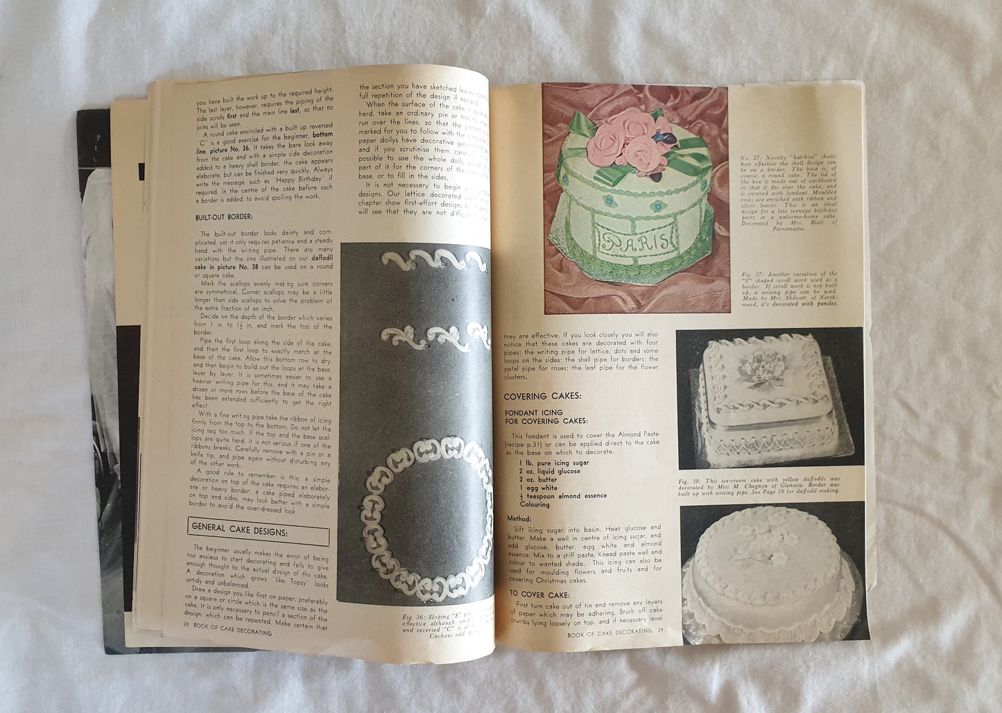 Del Cartwright's Book of Cake Decorating by Australian House and Garden