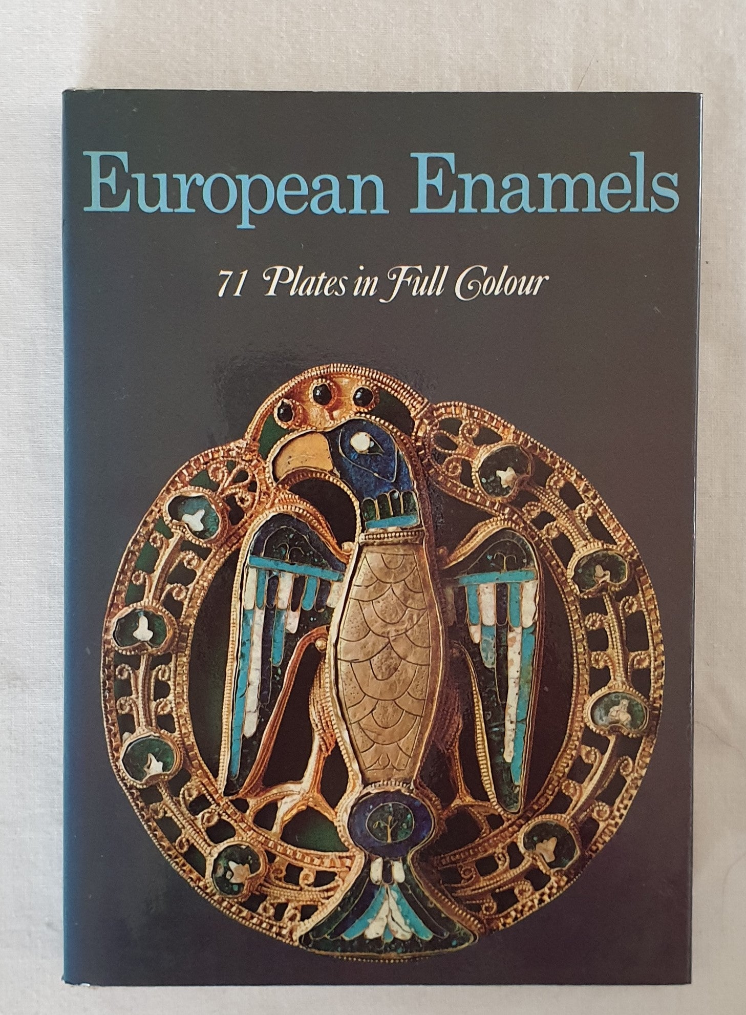 European Enamels by Isa Belli Barsali