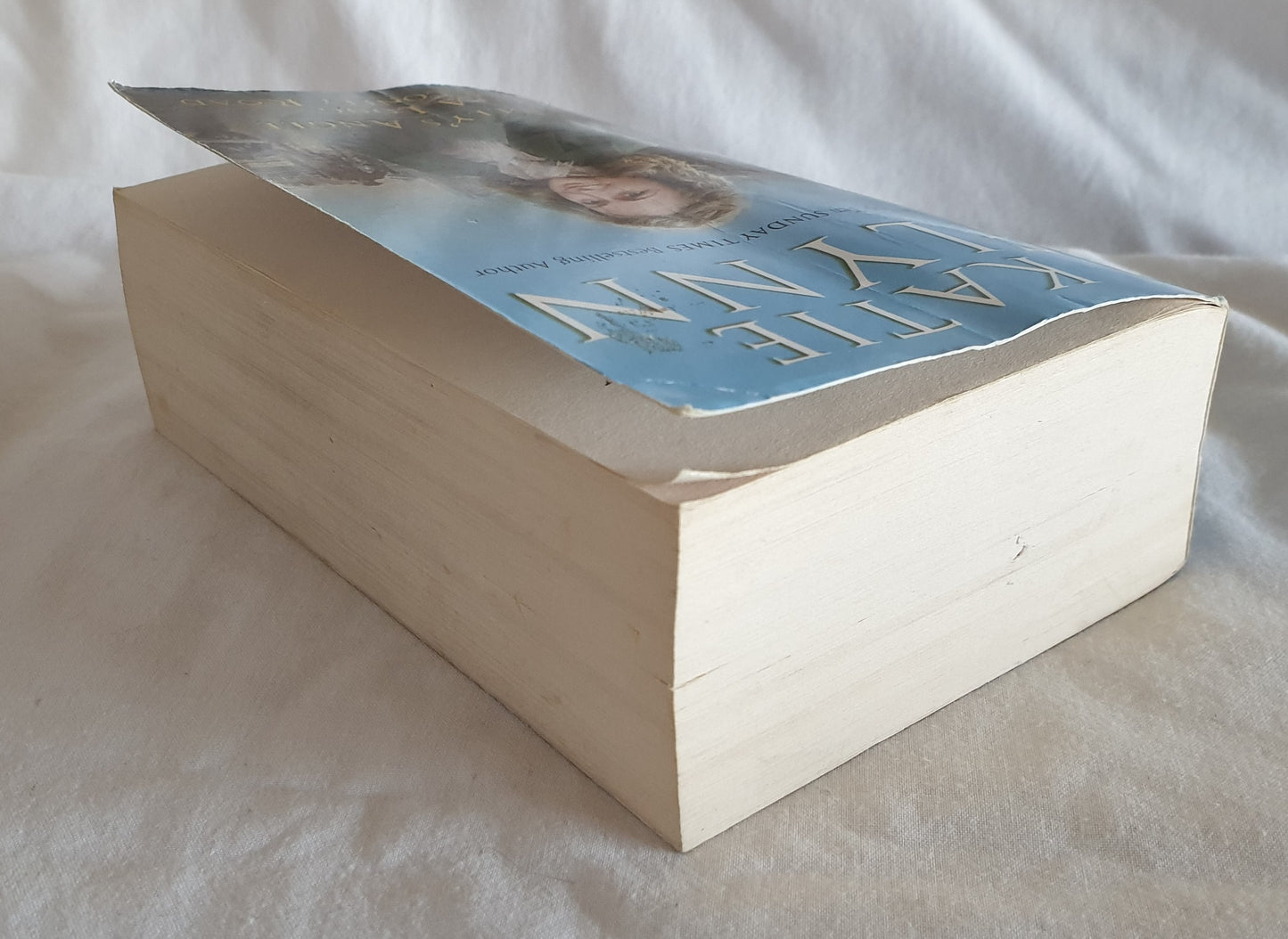 Polly's Angel | A Long and Lonely Road by Katie Flynn