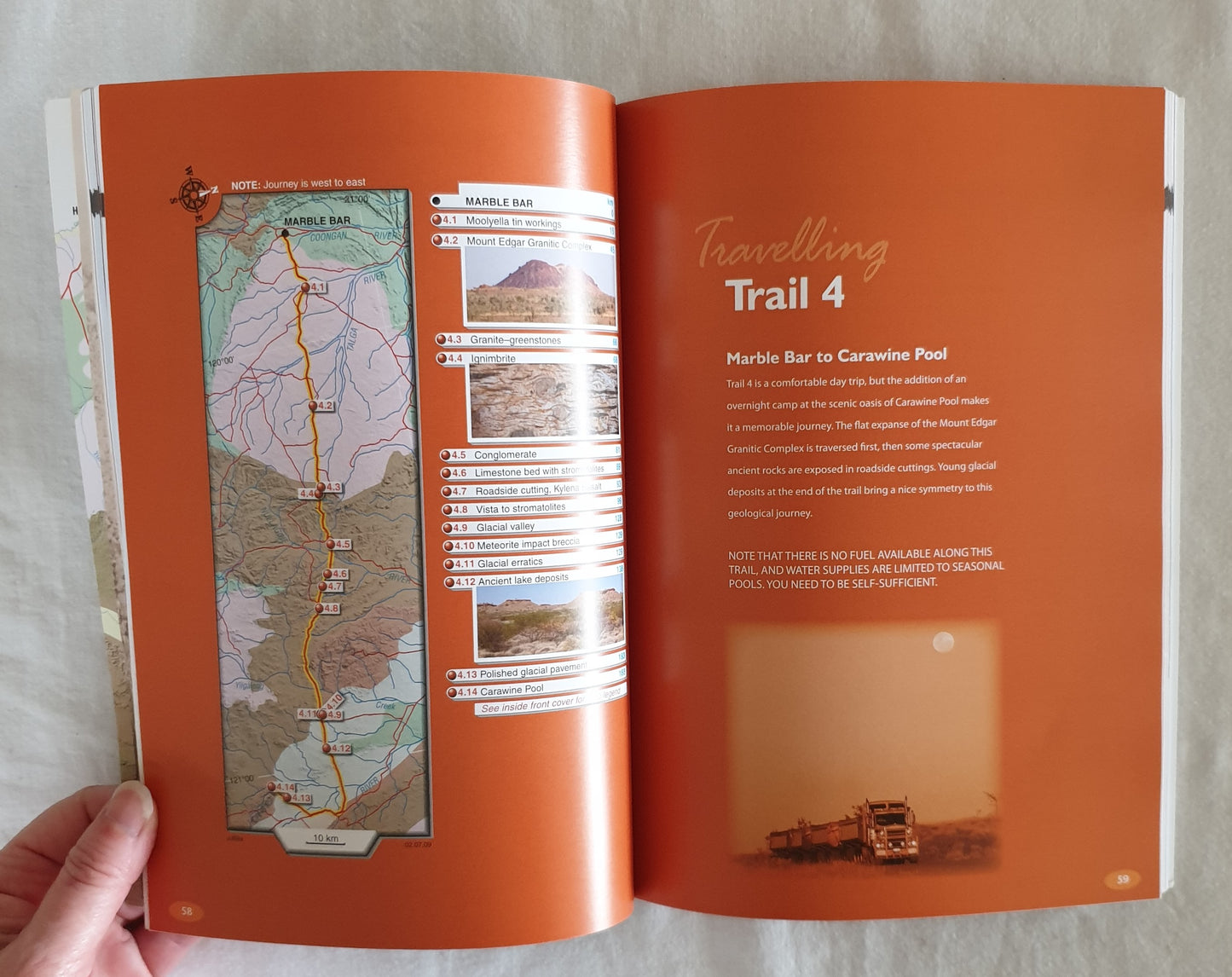 Discovery Trails to Early Earth by Martin Van Kranendonk and Jean Johnston