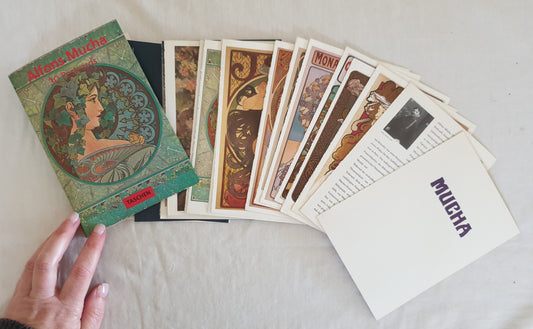 Alfons Mucha 30 Postcards
