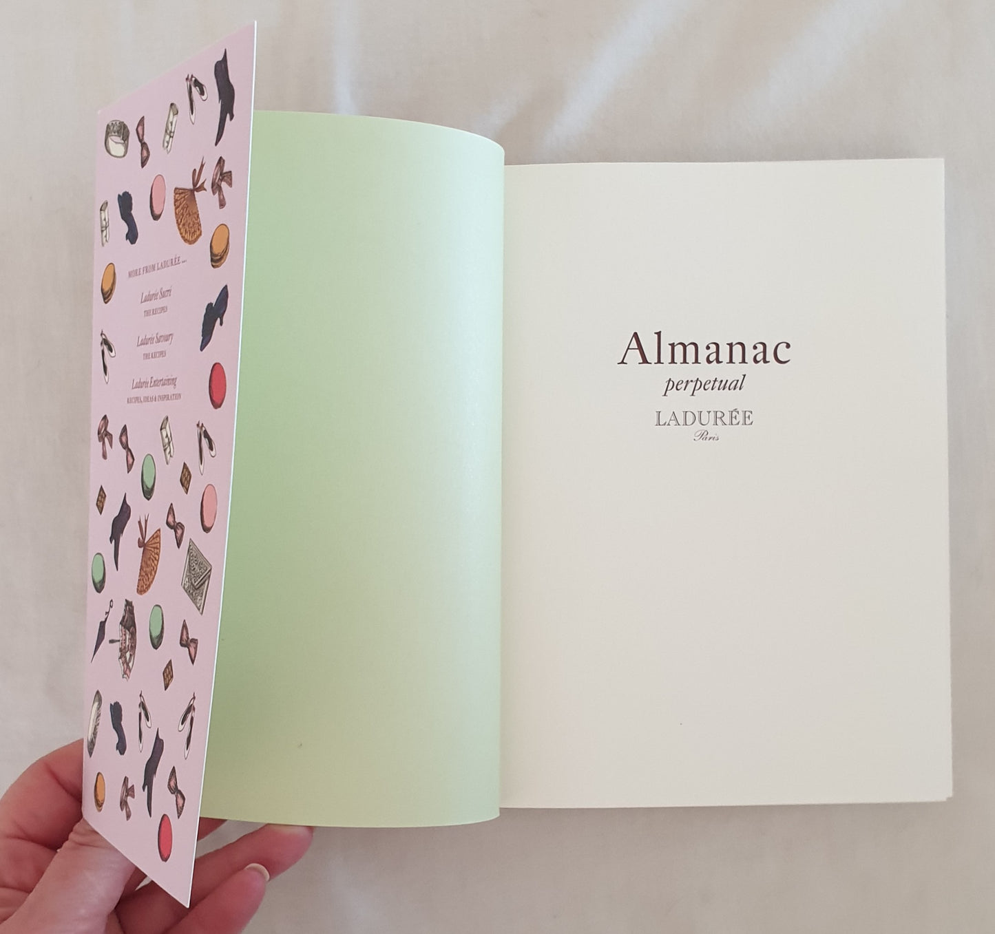 Almanac perpetual Laduree Paris by Zahia Hafs