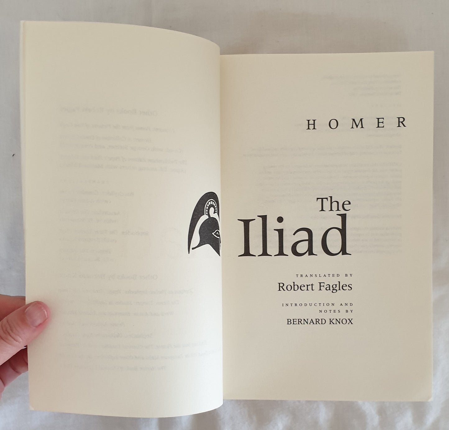 Homer: The Iliad by Robert Fagles