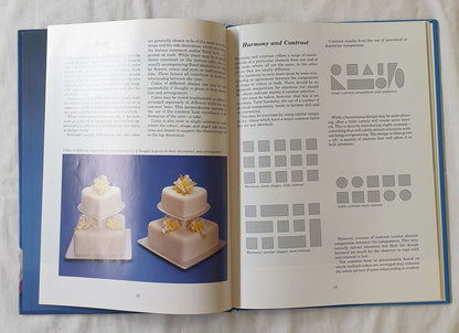 How to Design Beautiful Cakes by Elaine A. Daveson
