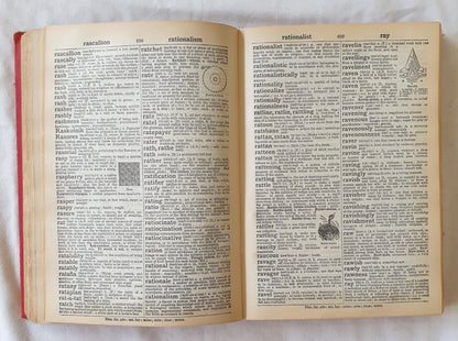 Collins’ Graphic Dictionary