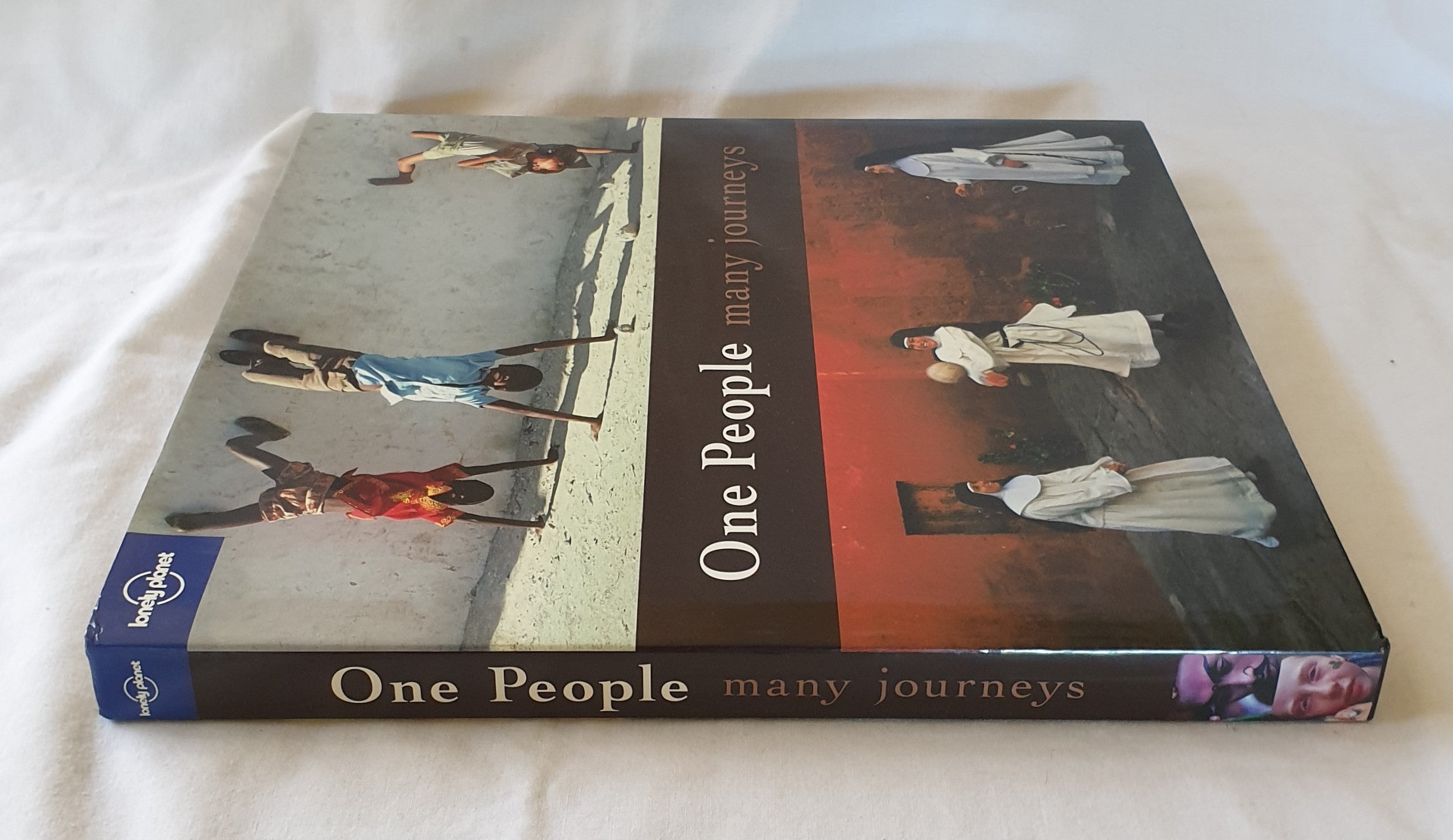Rare　Many　Morgan's　–　Planet　Publications　Journeys　Lonely　People　One　Books