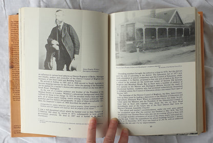 The History of Marion On the Sturt by Alison Dolling