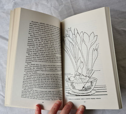 The Weekend Gardener by Jon Lamb