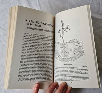 The Weekend Gardener by Jon Lamb