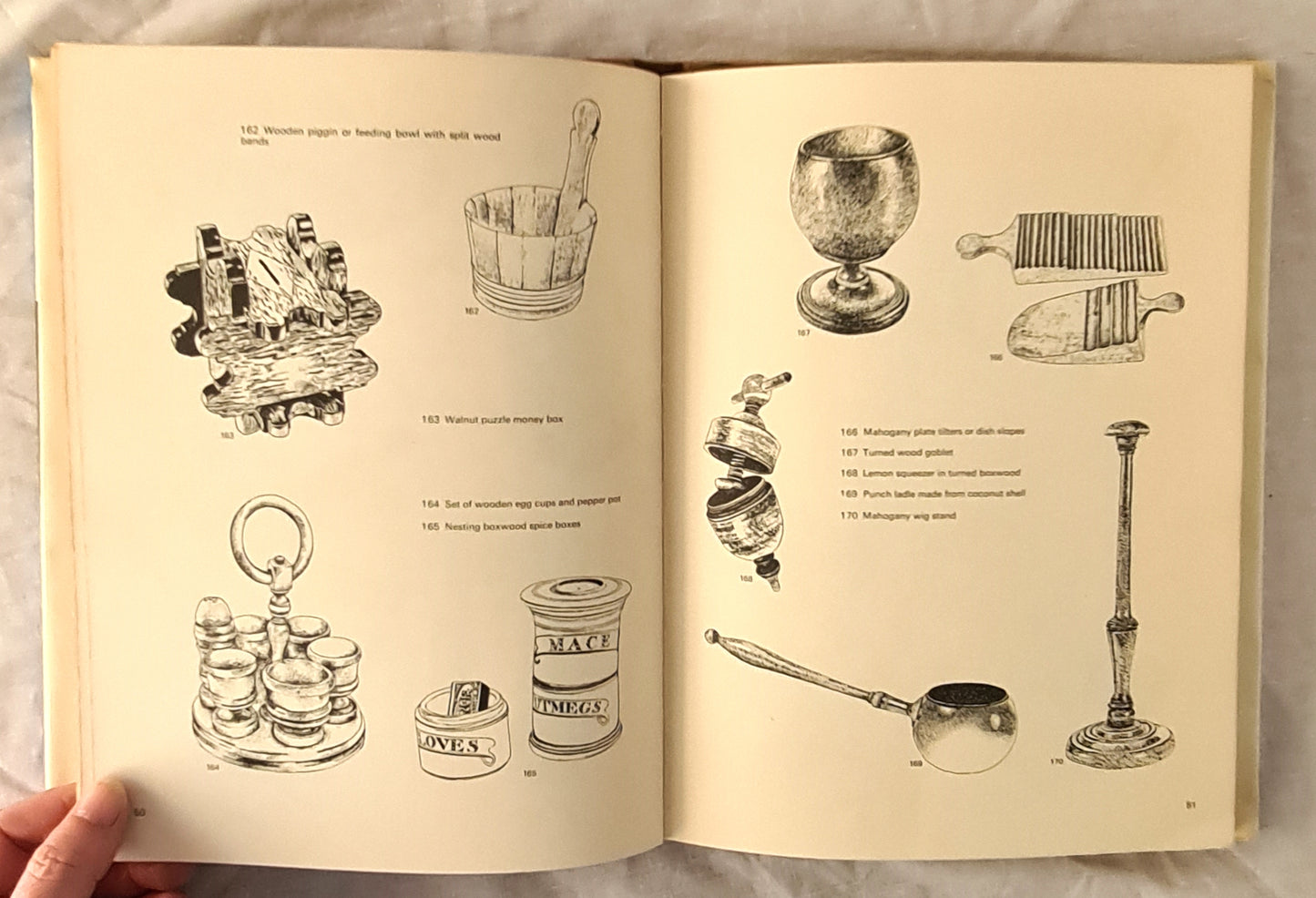 British Domestic Design Through the Ages by Brian Keogh and Melvyn Gill