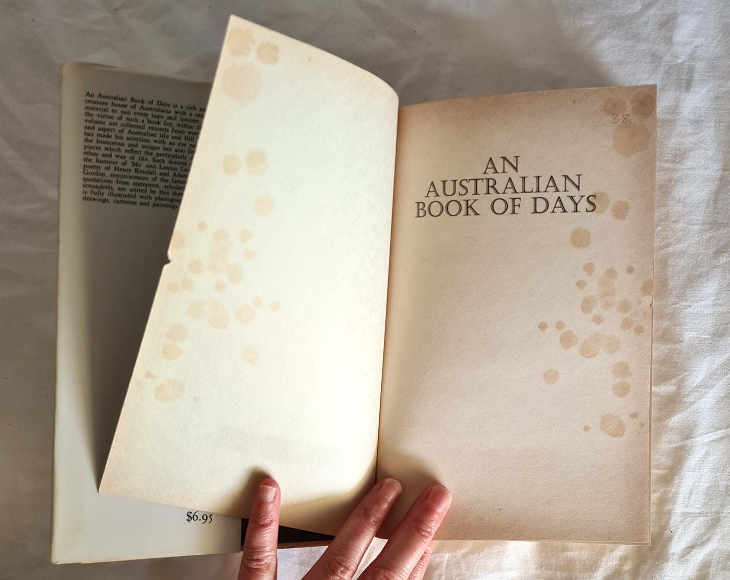 An Australian Book of Days by Bill Wannan