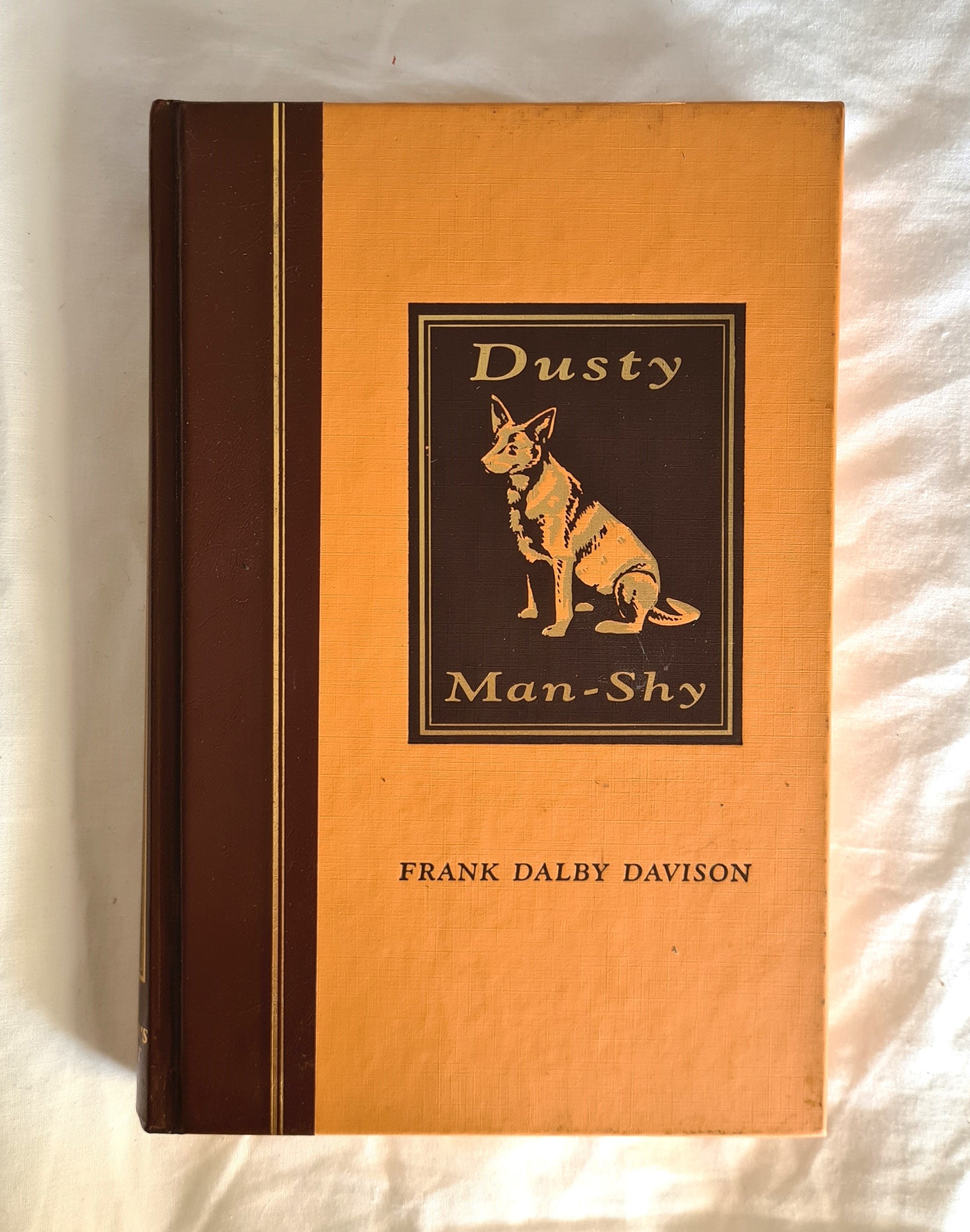 Dusty ~ Man-Shy  by Frank Dalby Davison  Illustrations by Tony Pyrzakowski