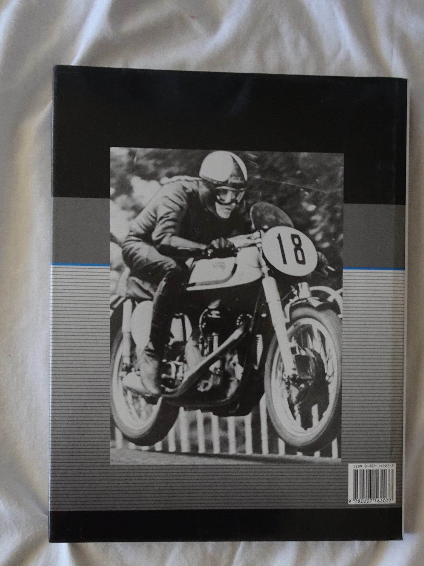 Australian Motorcycle Heroes 1949-1989 by Don Cox & Will Hagon