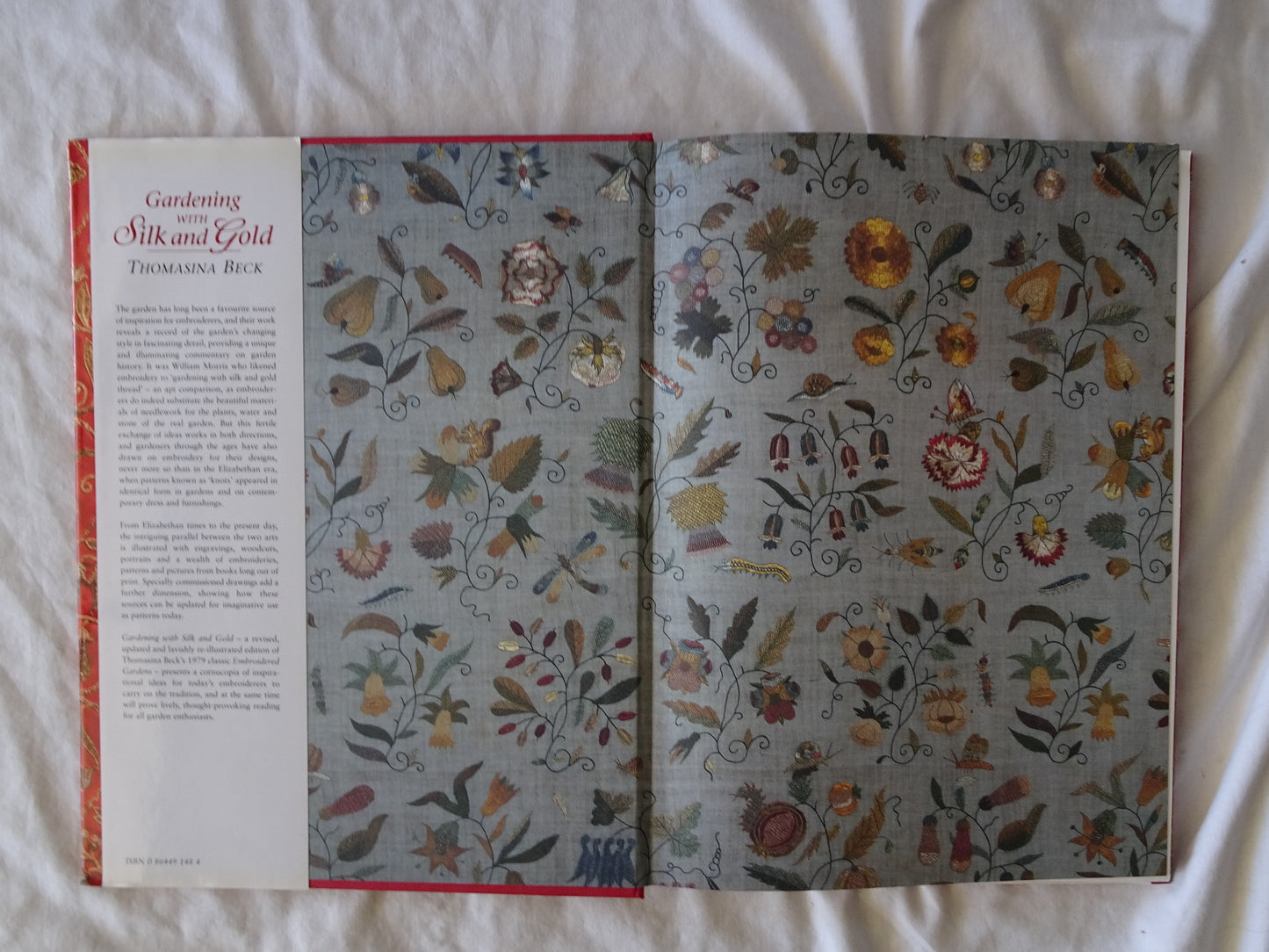 Gardening With Silk and Gold by Thomasina Beck