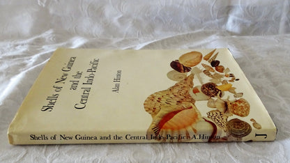 Shells of New Guinea and the Central Indo-Pacific by Alan Hinton