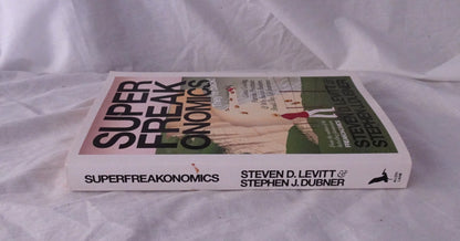 Superfreakonomics by Steven D. Levitt & Stephen J. Dubner