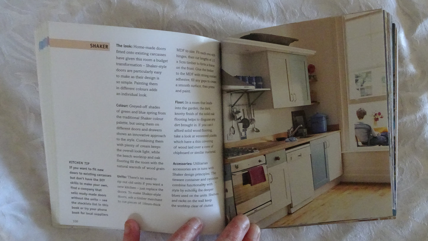 101 Kitchens by Julie Savill